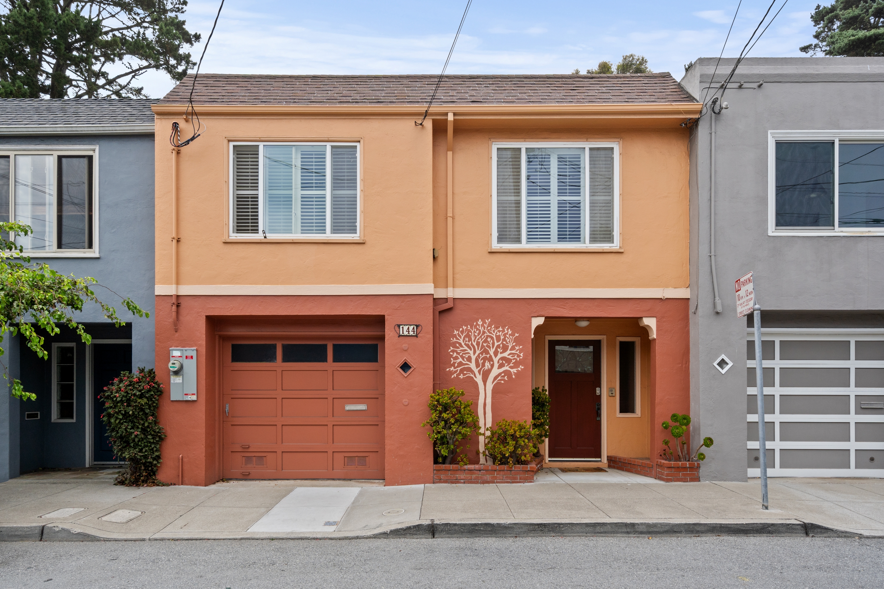 144 Moffitt Street
